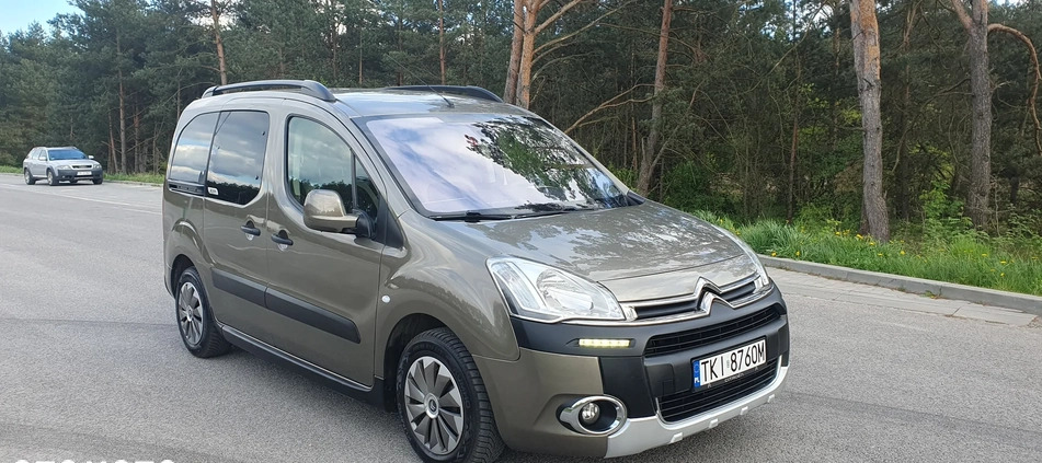 Citroen Berlingo cena 33900 przebieg: 240000, rok produkcji 2014 z Kielce małe 232